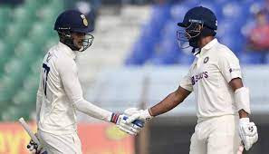 तेज गेंदबाजों के चोटिल होने के कारण इंग्लैंड के खिलाफ 0-3 से हारे: बाबर