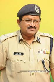 तिहाड़ जेल के पूर्व महानिदेशक और वरिष्ठ आईपीएस अधिकारी संदीप गोयल निलंबित