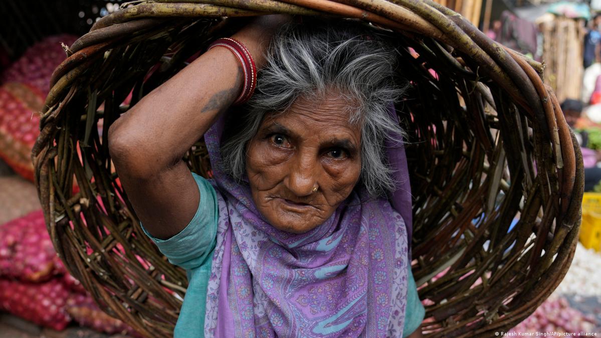 भारत को भी लपेटे में ले लेगी सरपट दौड़ती महंगाई?