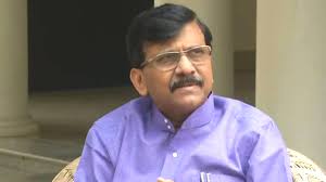 पीएम मोदी को 'राष्ट्रपिता' कहने वाले बयान पर संजय राउत ने बीजेपी को घेरा