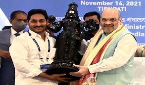 आंध्र प्रदेश के मुख्यमंत्री रेड्डी ने गृह मंत्री अमित शाह से की मुलाकात