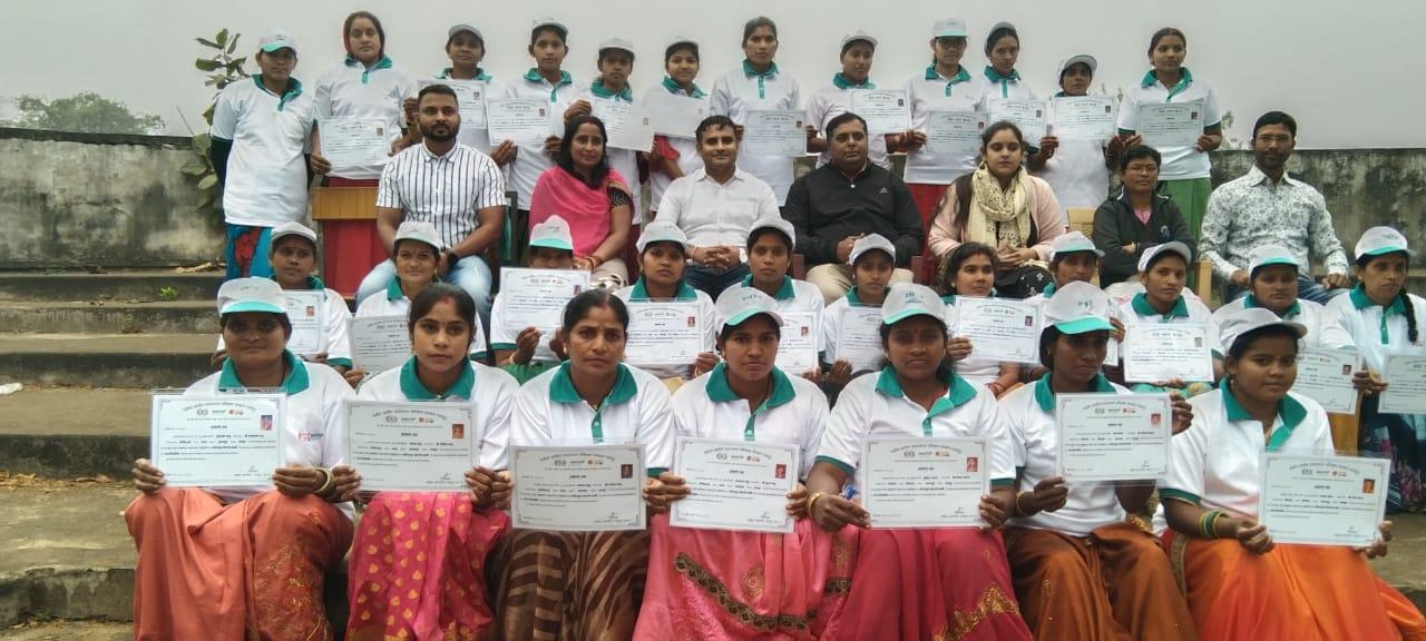 बैंक ऑफ बड़ौदा द्वारा नि:शुल्क कॉस्ट्यूम ज्वैलरी प्रशिक्षण