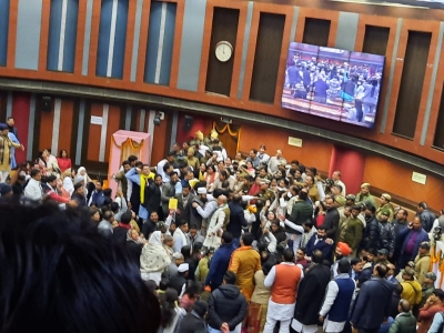 एमसीडी के मेयर पद की चुनाव तारीख तय करने के लिए गेंद एलजी के पाले में