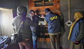 जम्मू-कश्मीर के राजौरी में तलाशी अभियान जारी, 50 से अधिक लोग पूछताछ के लिए हिरासत में लिए गए