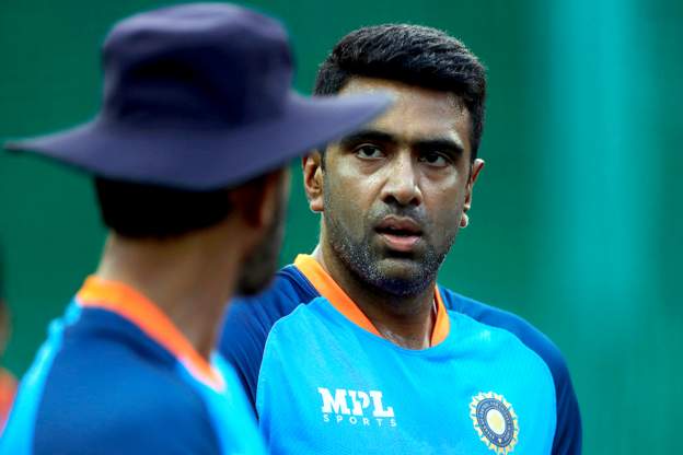 अश्विन चाहते हैं, ओस के असर को कम करने के लिये वनडे विश्व कप मैच 11:30 बजे शुरू हों