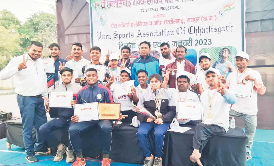 कवर्धा के दिव्यांग एथलीटों ने राज्य स्तरीय स्पर्धा में 21 स्वर्ण जीते