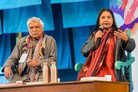 अमिताभ बच्चन बनाए नहीं जाते, पैदा होते हैं: जावेद अख्तर