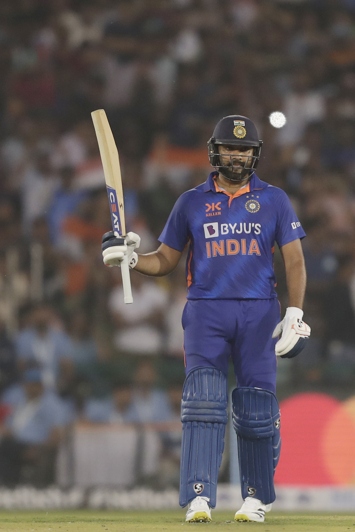 मैं जिस तरह से बल्लेबाजी कर रहा हूं उससे खुश हूं: रोहित