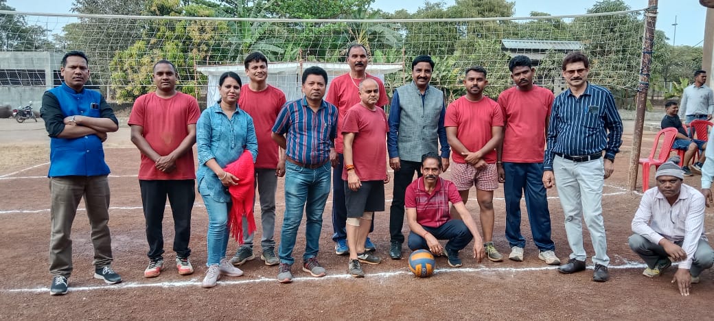 आजाक ने  वॉलीबॉल खिताब जीता, हेमिन-साधना भी विजेता 