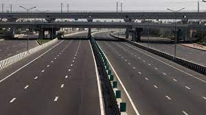 सड़क परिवहन एवं राजमार्ग क्षेत्र में सबसे अधिक 428 परियोजनाओं में देरी : रिपोर्ट सड़क परिवहन एवं राजमार्ग क्षेत्र में सबसे अधिक 428 परियोजनाओं में देरी : रिपोर्ट