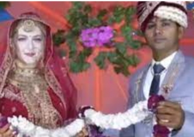 एफबी पर भारतीय से मिली स्वीडिश महिला, यूपी में की शादी एफबी पर भारतीय से मिली स्वीडिश महिला, यूपी में की शादी