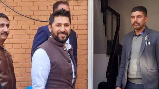 नेपाल: मुश्किल में 'प्रचंड' सरकार, राष्ट्रीय स्वतंत्र पार्टी ने सरकार से बाहर आने का किया एलान नेपाल: मुश्किल में 'प्रचंड' सरकार, राष्ट्रीय स्वतंत्र पार्टी ने सरकार से बाहर आने का किया एलान