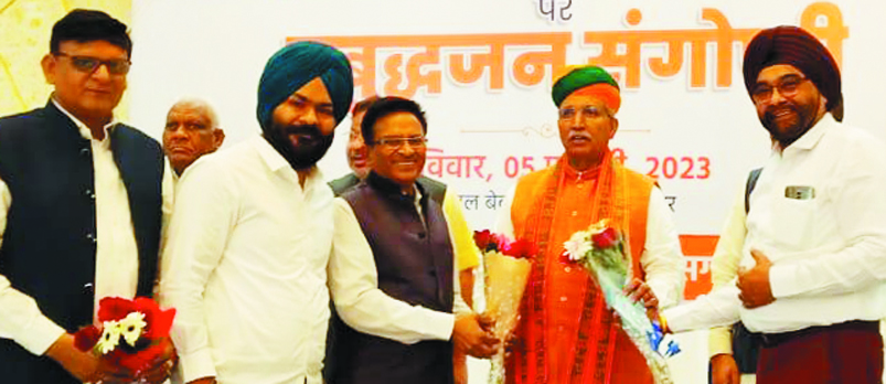 राज्यमंत्री मेघवाल को जीएसटी सरलीकरण तथा आम बजट हेतु आयकर सुझाव कैट सीजी ने सौंपे