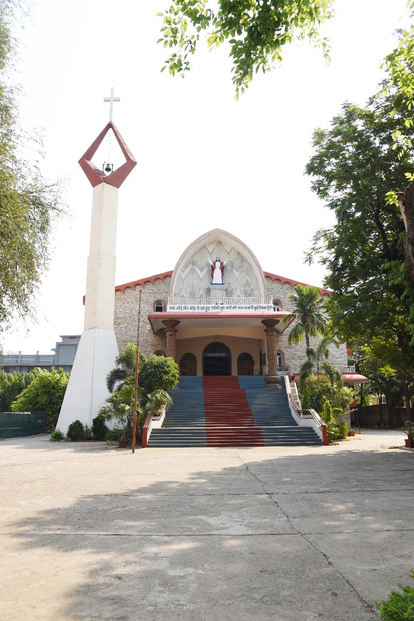 रायपुर आर्च डायसिस हो गई 50 बरस की...