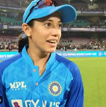 टी20 वर्ल्ड कपः स्मृति मंधाना के बग़ैर उतरेगी टीम इंडिया, पाकिस्तान के ख़िलाफ़ कैसा है रिकॉर्ड