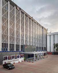 कराची के पुलिस मुख्यालय पर बंदूकधारियों ने किया हमला