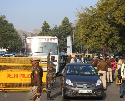 सिसोदिया की गिरफ्तारी के बाद दिल्ली में आप मुख्यालय और सीबीआई दफ्तर में सुरक्षा कड़ी सिसोदिया की गिरफ्तारी के बाद दिल्ली में आप मुख्यालय और सीबीआई दफ्तर में सुरक्षा कड़ी