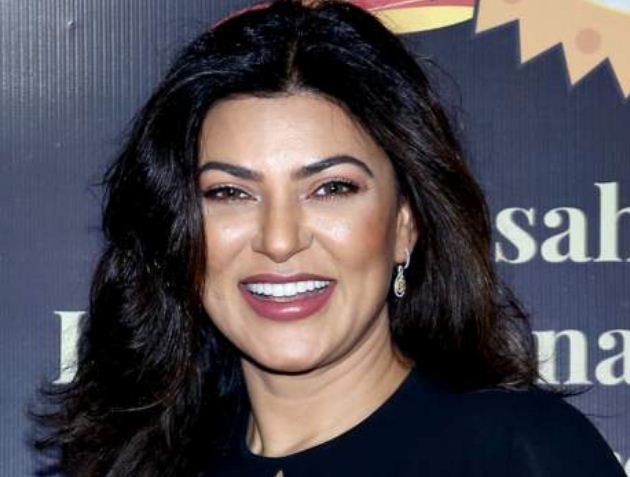 खुद को खुश कीजिए, जब मौका मिले...