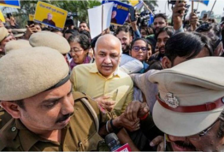 हमें ‘आप’ से कोई भी मतलब क्यों होना चाहिए ?