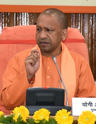 योगी सरकार नवरात्रि में दुर्गा सप्तशती, रामनवमी पर कराएगी अखंड पाठ योगी सरकार नवरात्रि में दुर्गा सप्तशती, रामनवमी पर कराएगी अखंड पाठ