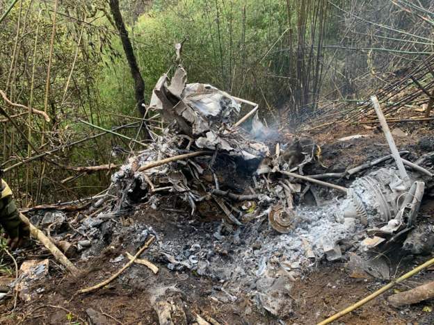 अरुणाचल प्रदेश में सेना का हेलिकॉप्टर दुर्घटनाग्रस्त, दोनों पायलटों के शव मिले अरुणाचल प्रदेश में सेना का हेलिकॉप्टर दुर्घटनाग्रस्त, दोनों पायलटों के शव मिले