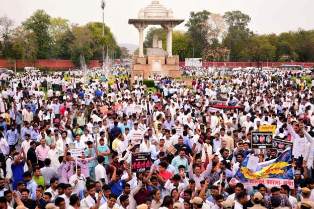 राजस्थान: 'स्वास्थ्य का अधिकार' बिल के विरोध में सड़क पर उतरे डॉक्टर, सरकार ने क्या कहा?