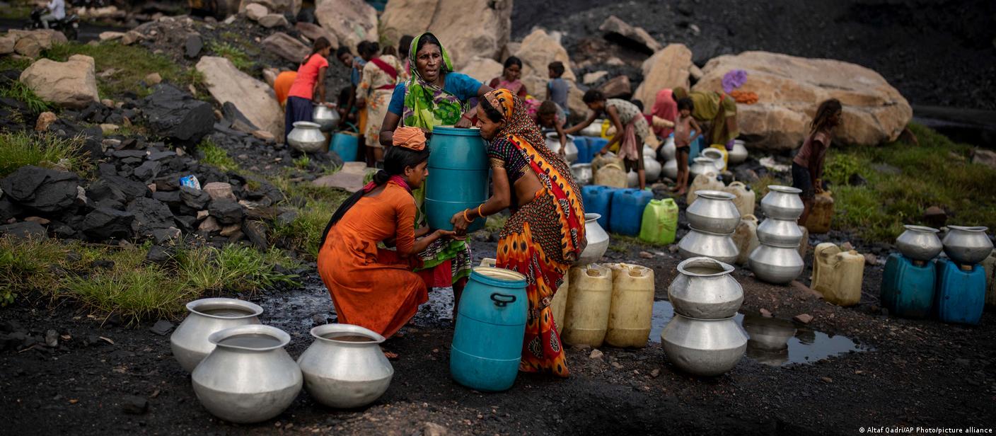 कोयला बंद करे भारत तो 50 लाख नौकरियां जाएंगी कोयला बंद करे भारत तो 50 लाख नौकरियां जाएंगी