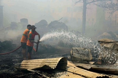 दिल्ली के रोहिणी में जलते हुए घर से 2 महिलाओं, नवजात को बचाया गया