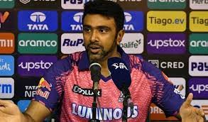 ओस के कारण गेंद बदलने के अंपायरों के फैसले से हैरान हैं अश्विन