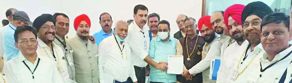 ई-कॉमर्स, भारत ई-मार्ट, बीमा एवं स्मार्ट व्यापारियों पर रिटेल सम्मेलन में चर्चा