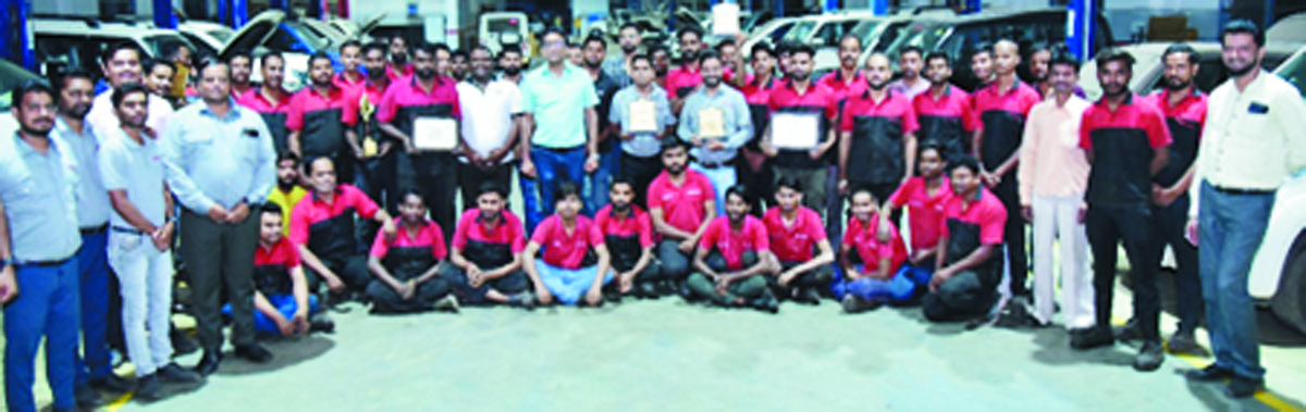 रालास मोटर को मिला बेस्ट डीलर अवार्ड