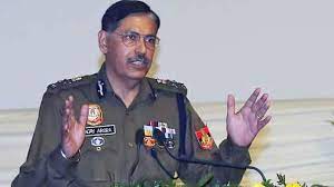 दिल्ली दंगा मामला : अदालत ने एसआई को जांच से हटाया, पुलिस आयुक्त के पास भेजा मामला दिल्ली दंगा मामला : अदालत ने एसआई को जांच से हटाया, पुलिस आयुक्त के पास भेजा मामला