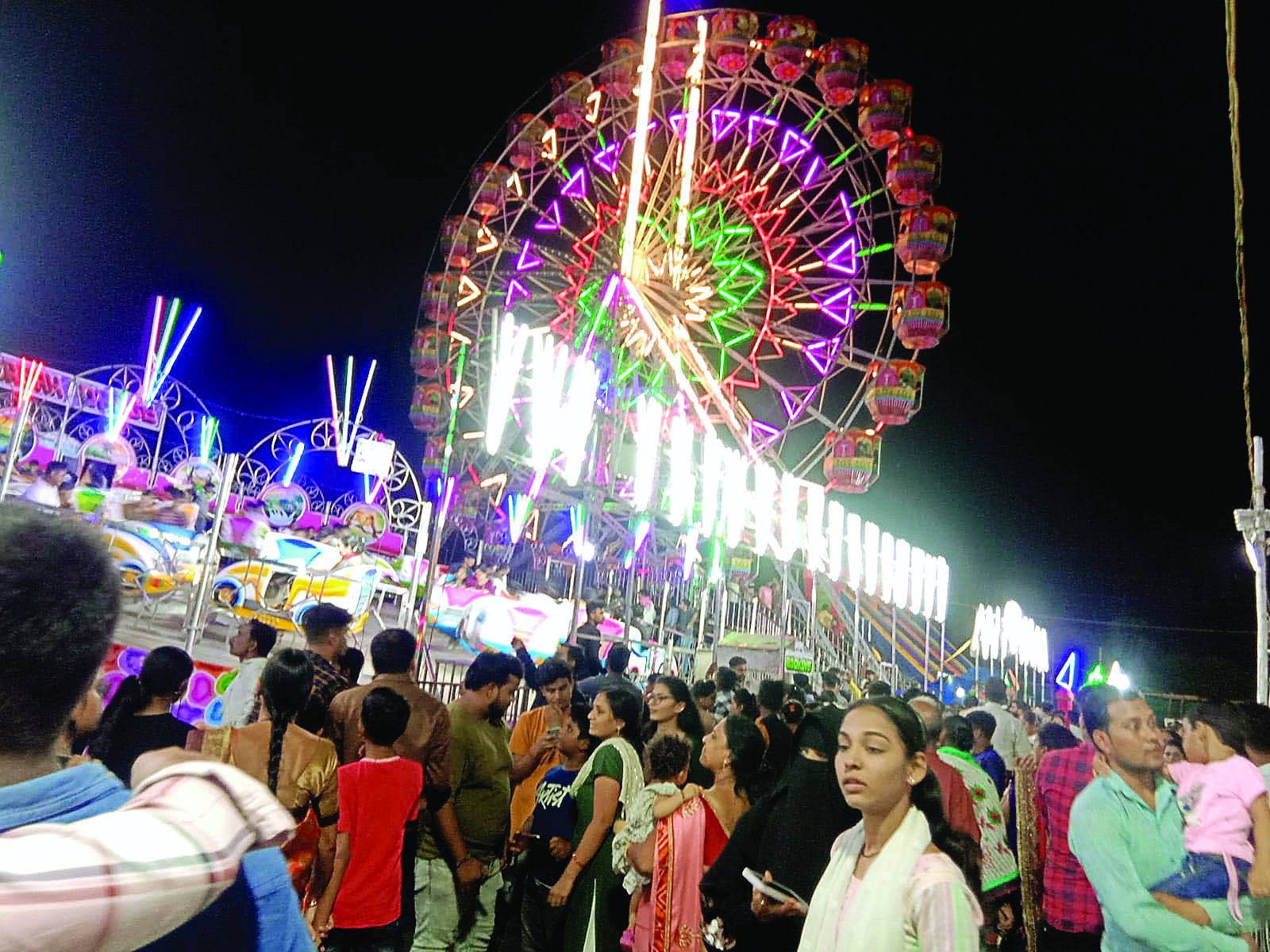 डिज्ऩीलैंड मेला-बच्चों के लिए छुट्टियां एन्जॉय करने की सर्वोत्तम जगह