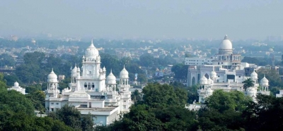केजीएमयू के डॉक्टरों ने सर्जरी कर 15 साल की लड़की को बनाया लड़का केजीएमयू के डॉक्टरों ने सर्जरी कर 15 साल की लड़की को बनाया लड़का