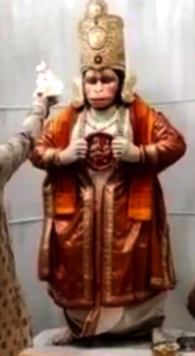 यूपी एक हनुमान मंदिर में भक्तों के लिए 'ड्रेस कोड' यूपी एक हनुमान मंदिर में भक्तों के लिए 'ड्रेस कोड'