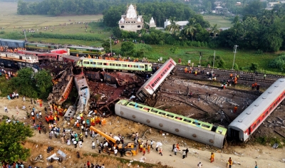 ओडिशा ट्रेन त्रासदी की जांच के लिए सीबीआई टीम पहुंची बालासोर ओडिशा ट्रेन त्रासदी की जांच के लिए सीबीआई टीम पहुंची बालासोर