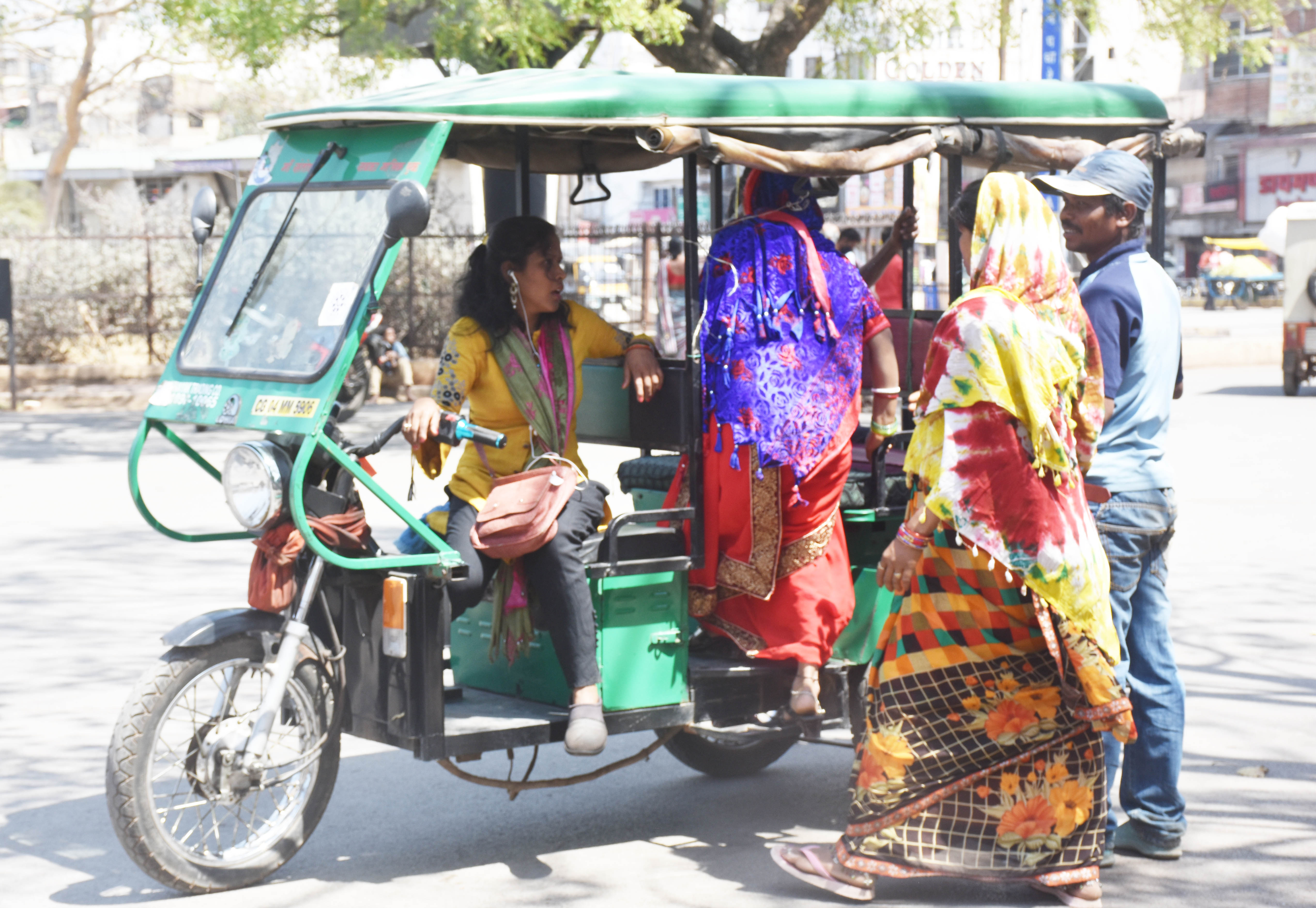 ‘छत्तीसगढ़’ का संपादकीय : महिला के हिंसा और जुर्म भी सशक्तिकरण के सुबूत