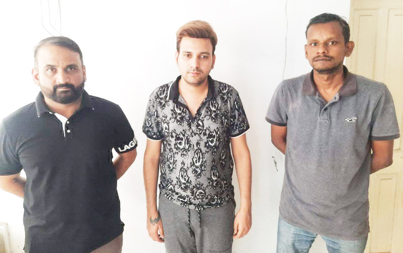 20 करोड़ का सट्टा खिलाते मन्नू पकड़ाया