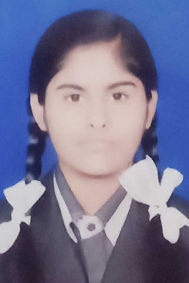 मुख्यमंत्री को आभार और मेधावी विद्यार्थियों को निशा ने दी बधाई