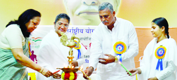 योग को आत्मसात करे बिना सुखमय जीवन नहीं-शर्मा