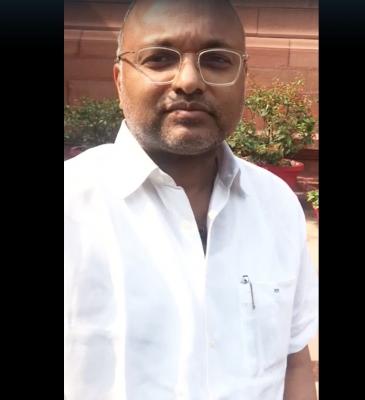 कार्ति चिदंबरम ने भी ठोका तमिलनाडु कांग्रेस कमेटी के अध्यक्ष पद के लिए दावा कार्ति चिदंबरम ने भी ठोका तमिलनाडु कांग्रेस कमेटी के अध्यक्ष पद के लिए दावा