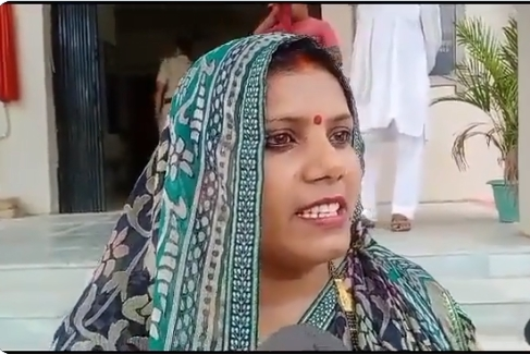 बिहार में दिखा यूपी मामले का 'साइड इफेक्ट', पति ने पत्नी की पढ़ाई छुड़वाई बिहार में दिखा यूपी मामले का 'साइड इफेक्ट', पति ने पत्नी की पढ़ाई छुड़वाई