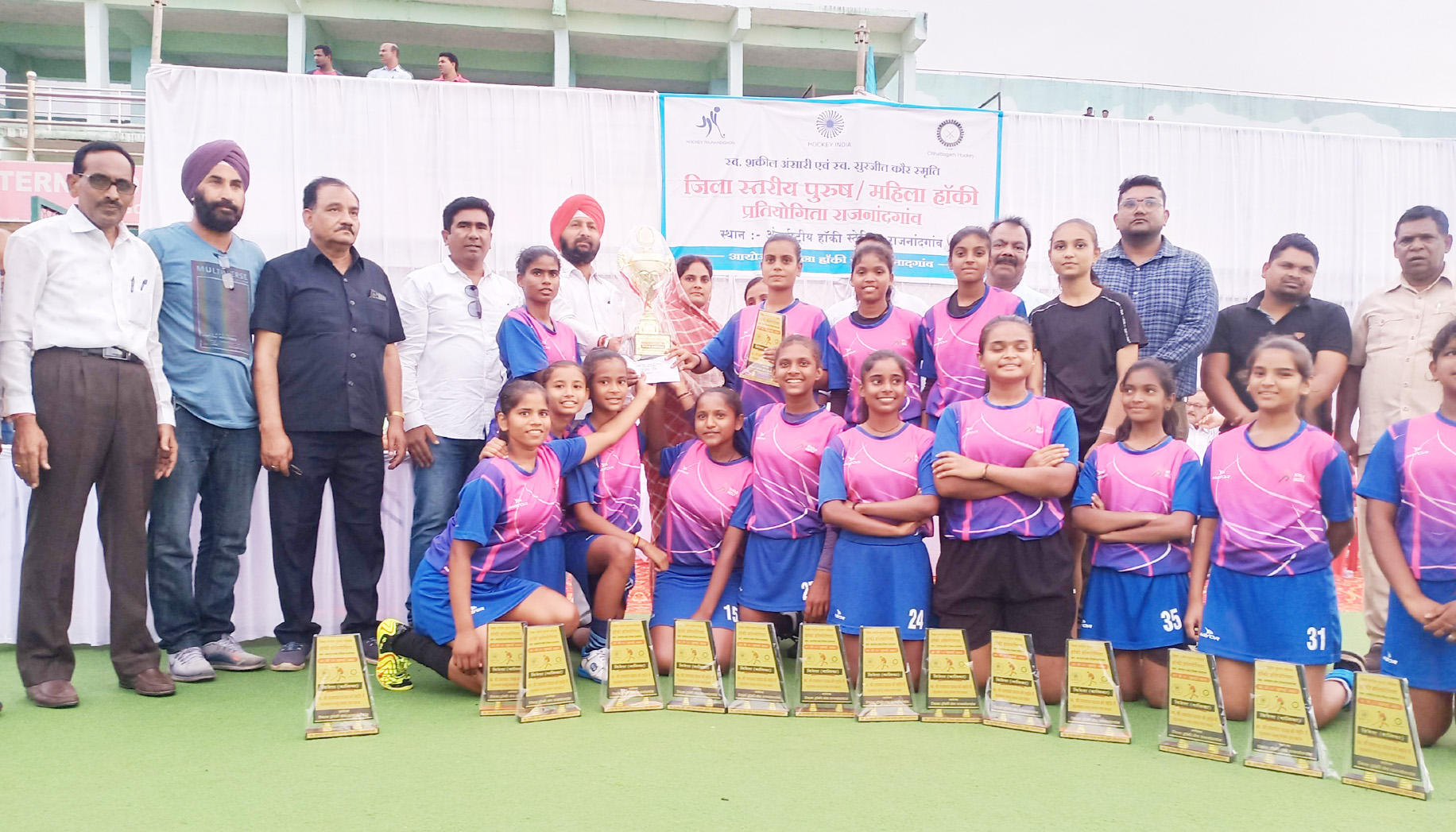 हॉकी : यूथ क्लब और नांदगांव इलेवन ने जीता खिताब