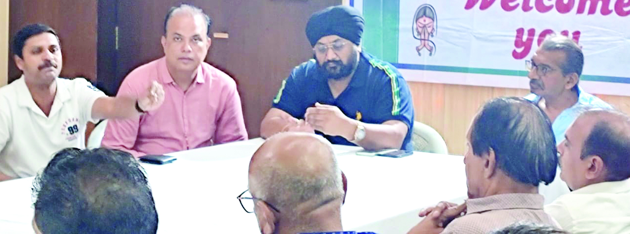 रायपुर ऑप्टिकल व्यापारी वेलफेयर एसोसिएशन की बैठक