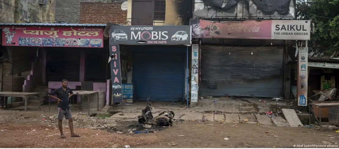 हिंसा के बीच गुरुग्राम में मुस्लिमों को बनाया जा रहा निशाना