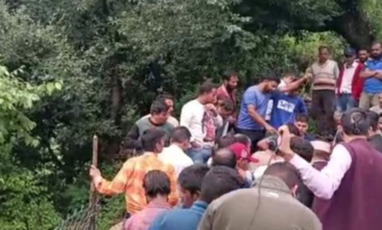 टिहरी के मरोड़ा में भारी बारिश के चलते मकान की दीवार गिरी, 2 बच्चों की मौत