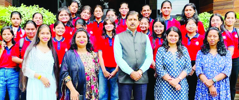 महाराजा अग्रसेन इंटरनेशनल कॉलेज  ने मनाया विश्व फोटोग्राफी दिवस