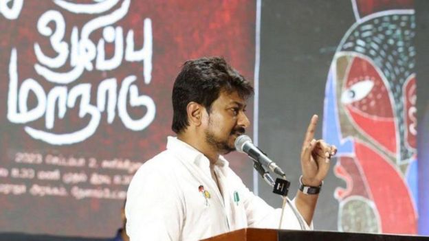 स्टालिन के सनातन वाले बयान के बारे में धर्म  और इतिहास के जानकारों की क्या राय है?