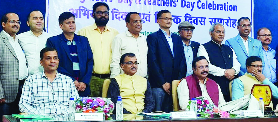 आईआईआईटी फैकल्टी को मिला इंस्टीट्यूट  ऑफ इंजिनीयर्स का उत्कृष्ट शिक्षक पुरस्कार