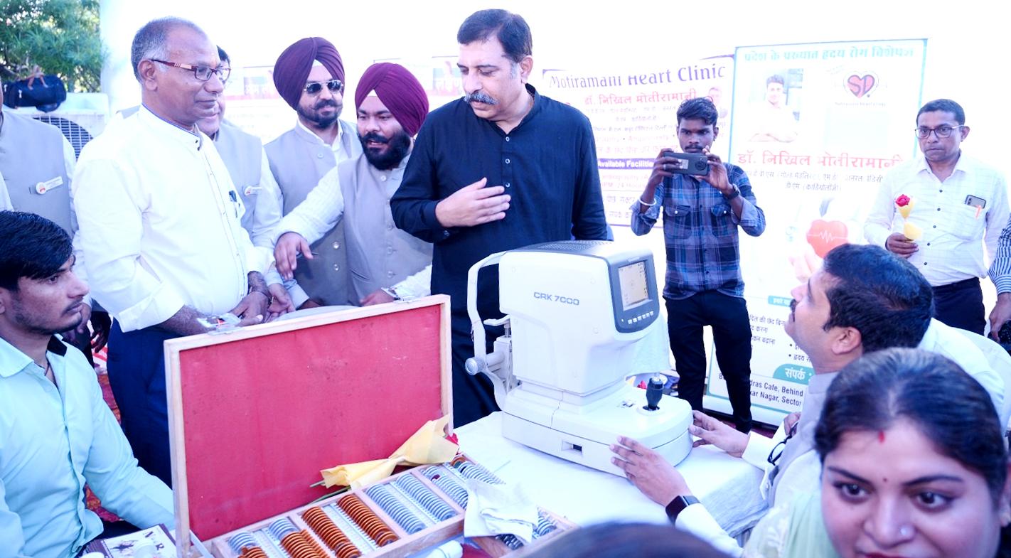 कैट के नि:शुल्क विशाल स्वास्थ्य शिविर का 500 से ज्यादा व्यापारियों ने लिया लाभ कैट के नि:शुल्क विशाल स्वास्थ्य शिविर का 500 से ज्यादा व्यापारियों ने लिया लाभ